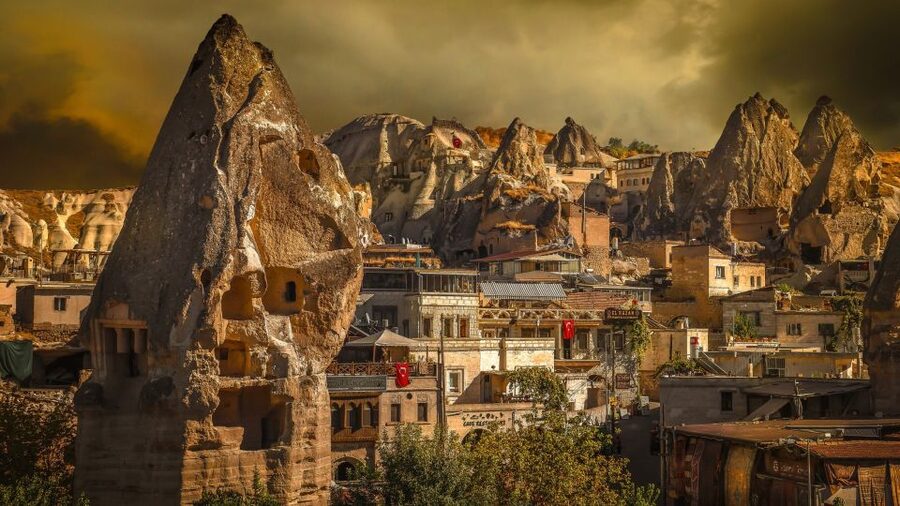 City of Side: 2-Day Cappadocia, Cave Hotel, & Balloon Tour - Three Beauties and Cavushin fill out Day 2