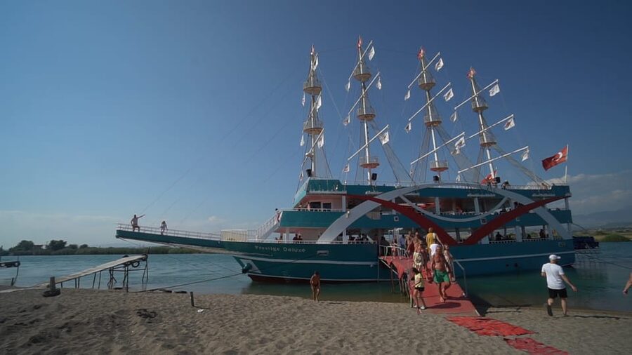 City of Side: Boat Tour on the Manavgat River w/ Bazaar Trip - Morning pickup from Side and the ride to the pier