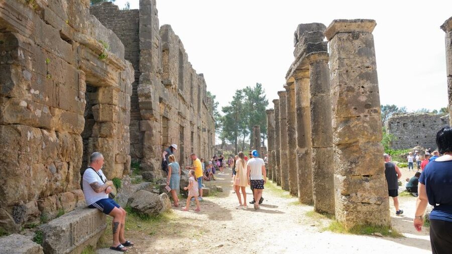 City of Side: Green Lake Boat and Cabrio Bus Tour - Oymapınar Dam and the Green Canyon view