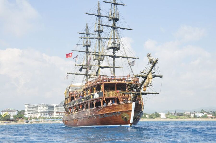 City of Side: Manavgat River Boat Lunch Cruise & Bazaar Tour - What to bring and how to make the day easier