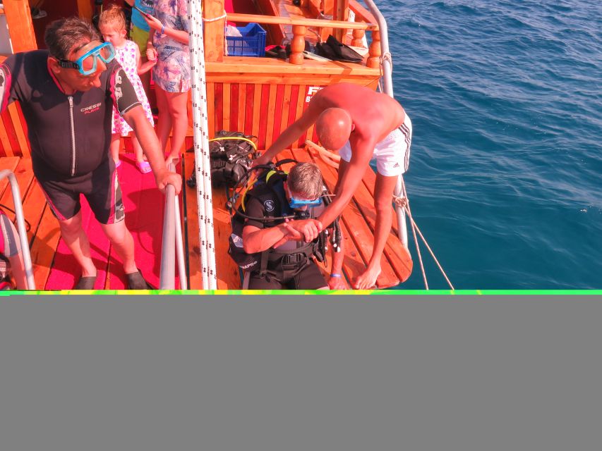 City of Side: Scuba Diving with Lunch - Lunch, swimming, and the pause between sessions
