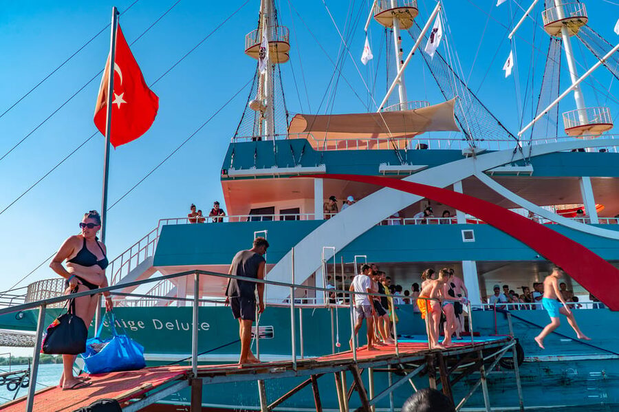 City of Side: Sightseeing Cruise w/ Swim Stops & Foam Party - Who will enjoy this Side boat trip?