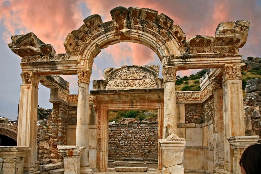 Ephesus Ancient City Highlight Tour For Cruisers - Key points at a glance