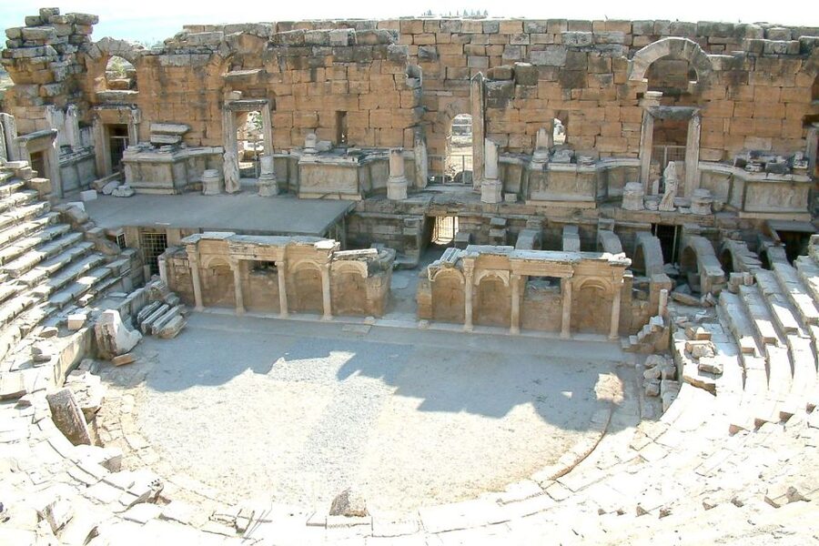 Ephesus and Pamukkale: Day Trip by Plane from Istanbul - Lunch and the road toward Pamukkale