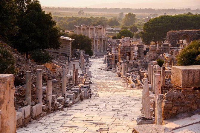 Ephesus and St. Mary's House Day Trip from Izmir with Lunch - The Great Theatre and Odeion