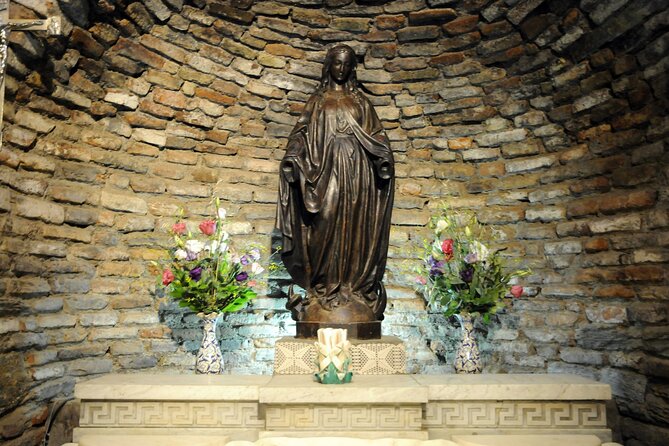 Ephesus and Virgin Mary House Private Tour with Lunch and Pickup - The short stop at the Temple of Artemis