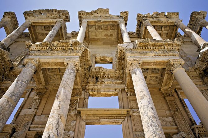 Ephesus Day Tour from Izmir with Lunch - Walking the main streets of Ancient Ephesus