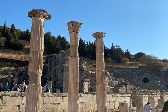Ephesus Day Trip from Istanbul incl Domestic Flights - Turkish lunch and the local shopping stop