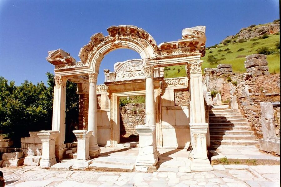 Ephesus: House of Virgin Marry & Artemis w Lunch & Ticket - Why this $95 day can be good value