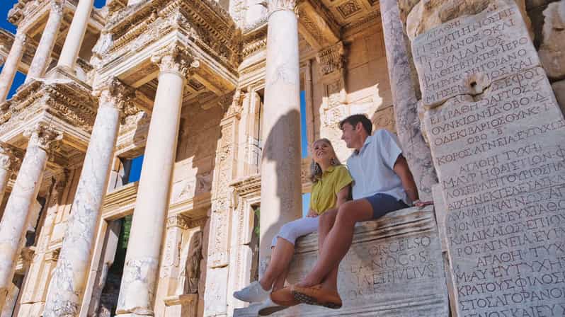 Ephesus: Small Group Tour for Cruise Passengers - Meeting your guide at Kusadasi Cruise Port