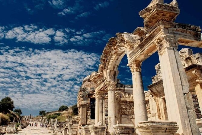 Ephesus Tour with Virgin Mary From Izmir All Inclusive - Workshops, carpets, and the shopping question