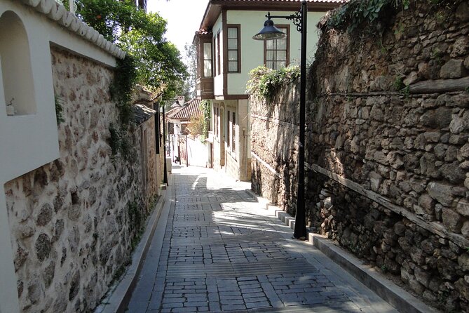 Explore The Old Town With Local Taste - The Ethnography Museum’s Ottoman rooms