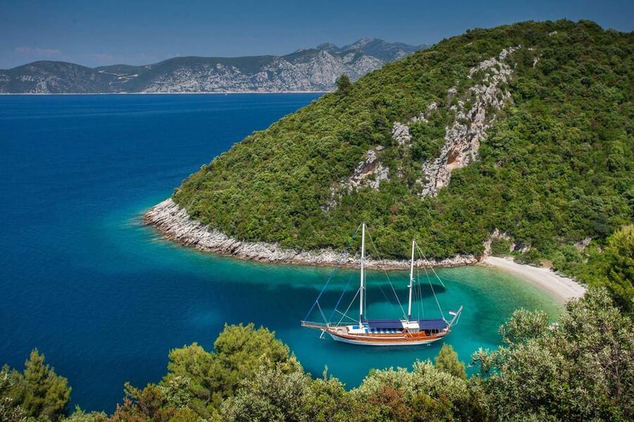 Fethiye: 12 Islands Boat Tour with Lunch and Hotel Pickup - Tersane Island and the first taste of the coast