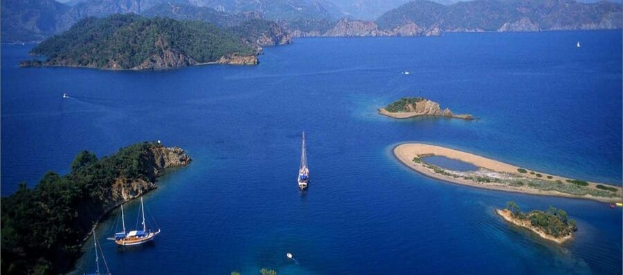 Fethiye: 12 Islands Boat Tour with Lunch and Hotel Pickup - Four swim stops, with enough time to enjoy them