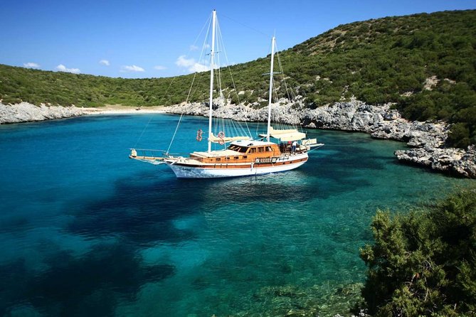 Fethiye Islands Sailing Cruise with Lunch - Lunch onboard, with drinks at your own cost