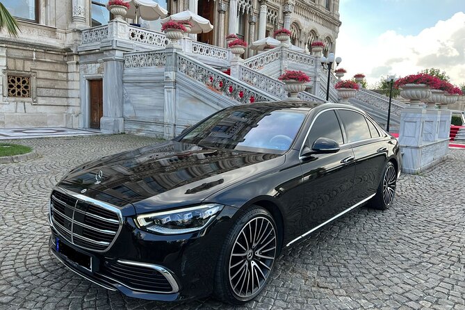 First Class Business Sedan Airport Transfer Services in Istanbul - Finding the driver at Sabiha Gökçen Airport