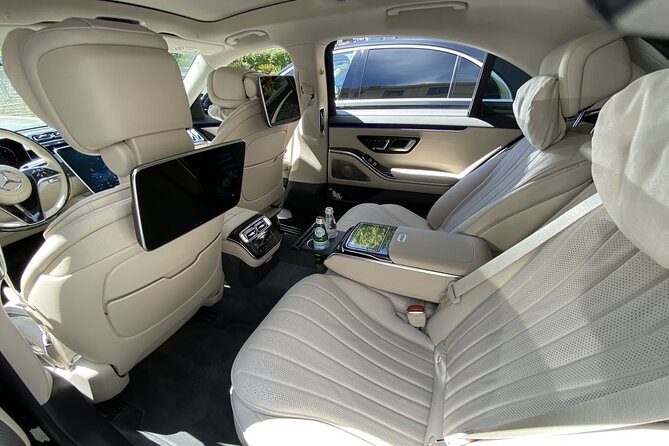 First Class Business Sedan Airport Transfer Services in Istanbul - The ride to your Istanbul hotel