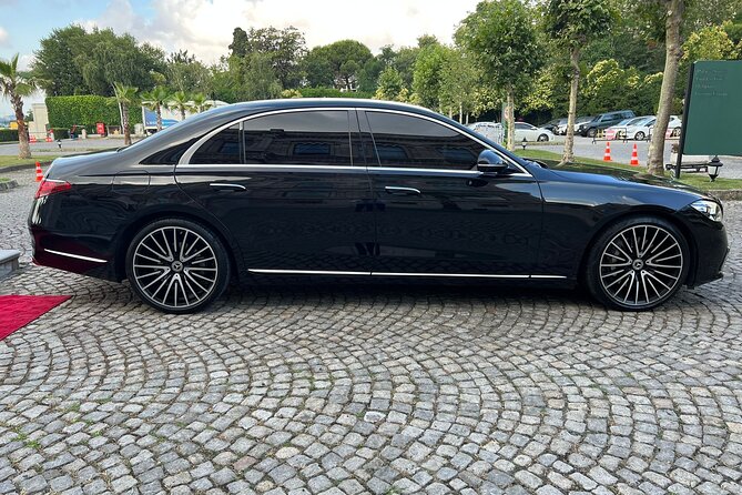 First Class Business Sedan Airport Transfer Services in Istanbul - Communication is the real strength