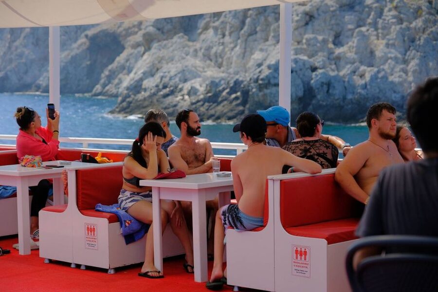 From Alanya: Boat Tour with Unlimited Soft Drinks and Lunch - Cleopatra Beach: famous views and a chance to swim