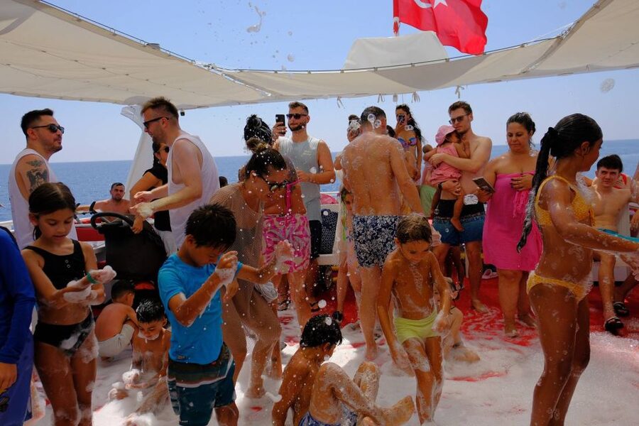 From Alanya: Boat Tour with Unlimited Soft Drinks and Lunch - Ulas Beach and the buffet lunch