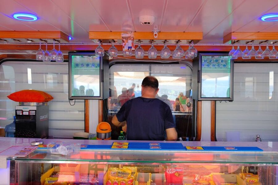 From Alanya: Boat Tour with Unlimited Soft Drinks and Lunch - Music, foam, and the ride back