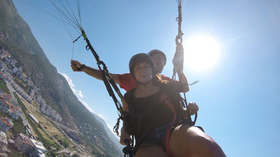 From Alanya: Tandem Paragliding With Transfer and Insurance - The viewpoint stop and the pause before takeoff