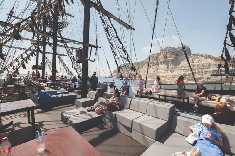 From Antalya/Kemer: All-Inclusive Party Boat with Lunch - Antalya Pickup or Kemer Marina?