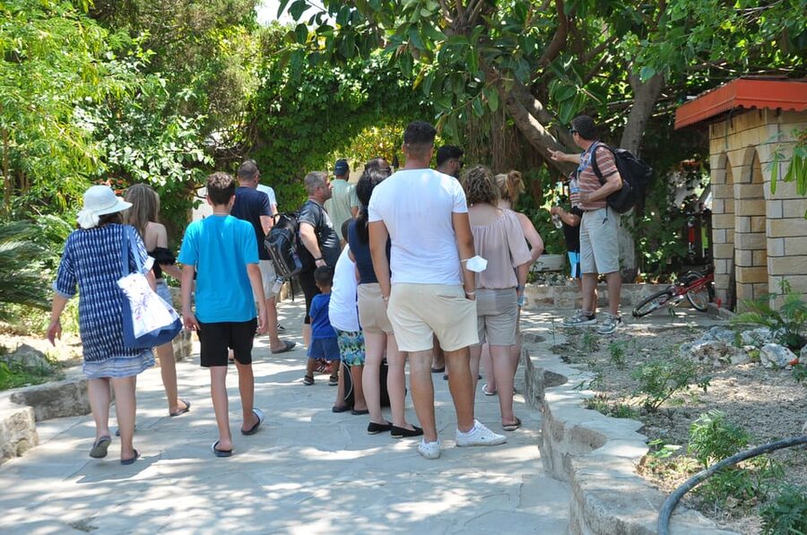 From City of Side: Cabrio Bus Safari & Boat Tour with Lunch - What this Side day trip is really designed to do