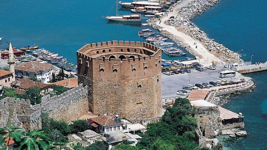 From city of Side: Guided Day Trip to Alanya City - Free time in Alanya’s city center