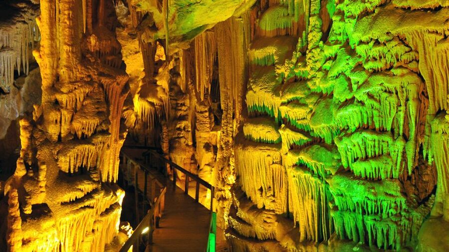 From city of Side: Guided Day Trip to Alanya City - Guides, organization, and the group experience