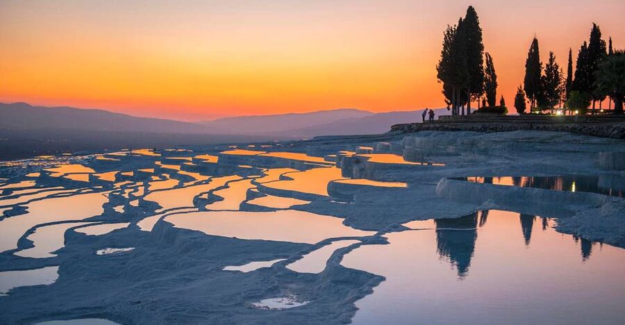 From Istanbul: Ephesus & Pamukkale 2-Day Trip with Flights - Day one begins with a hotel pickup and flight to Izmir