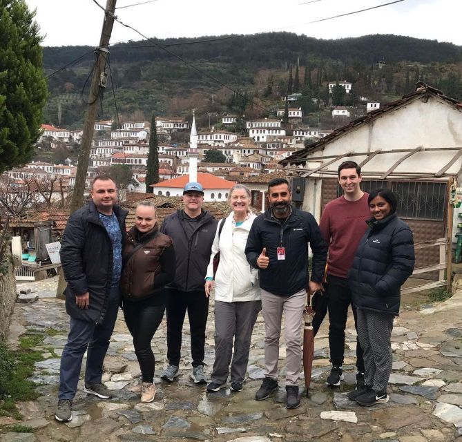 From Izmir: Full-Day Ephesus Tour with Lunch - Who should book this day?