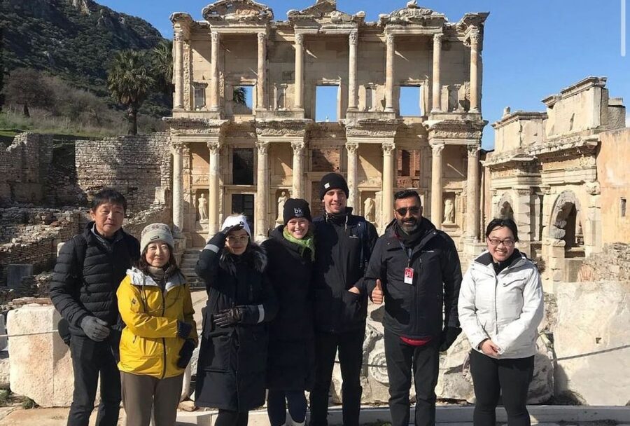 From Izmir: Full-Day Ephesus Tour with Lunch - Guides, drivers, and the human side of the day