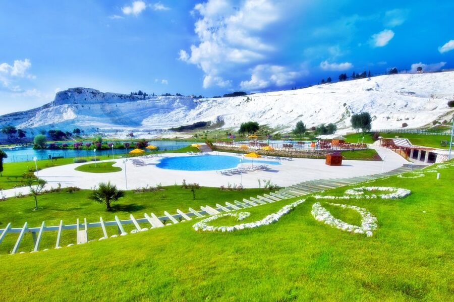 From Kusadasi and Selcuk: Pamukkale and Hiearapolis Tour - Practical packing advice for the white terraces