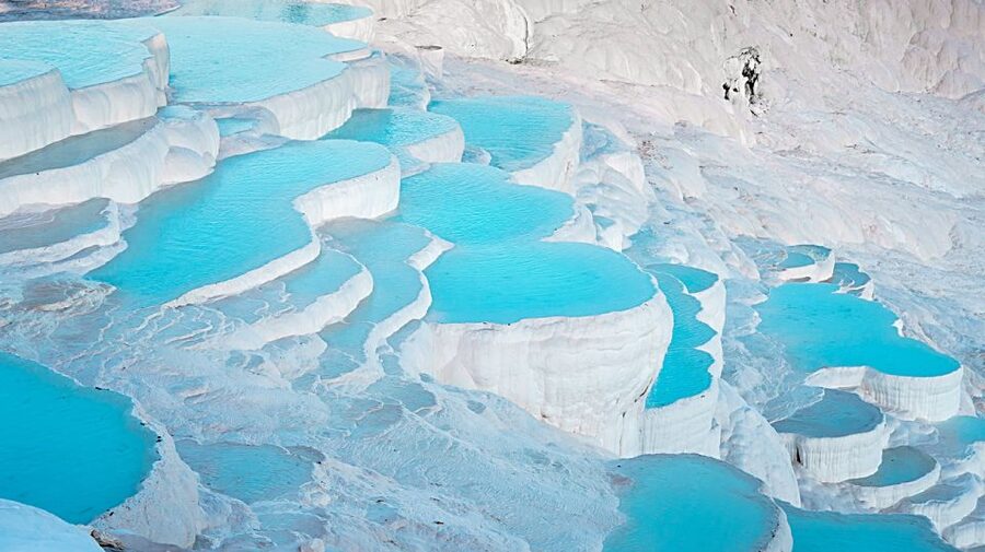 From Kusadasi and Selcuk: Pamukkale and Hiearapolis Tour - Lunch near Pamukkale and the shopping stop
