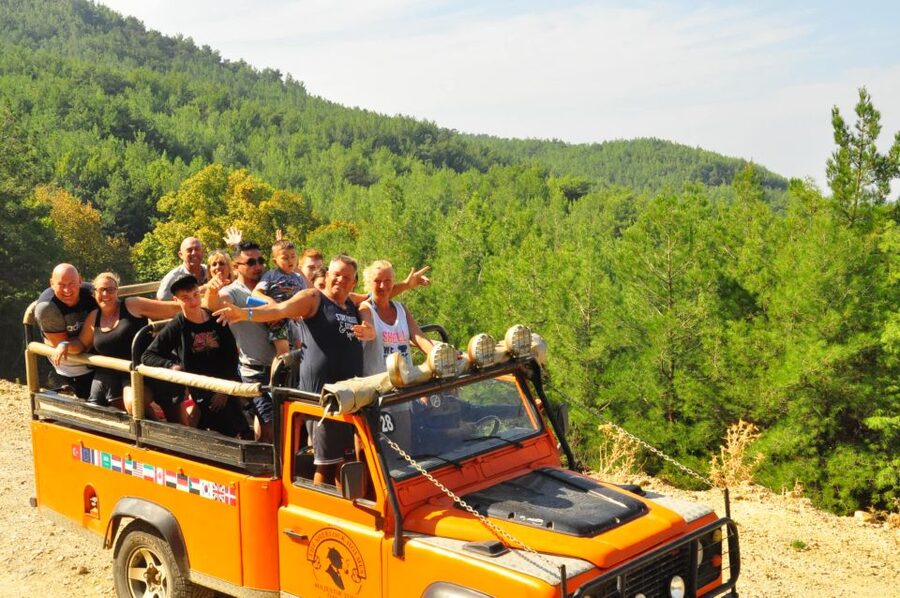 From Kusadasi: Full-Day National Park Jeep Tour with Lunch - Leaving Kusadasi for Peninsula National Park