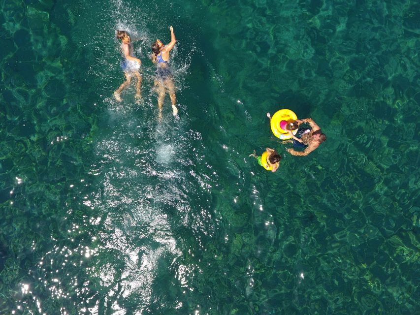 From Marmaris: Day Trip by Glass Bottom Semi Submarine - Aquarium Bay: a gentle first taste of the sea