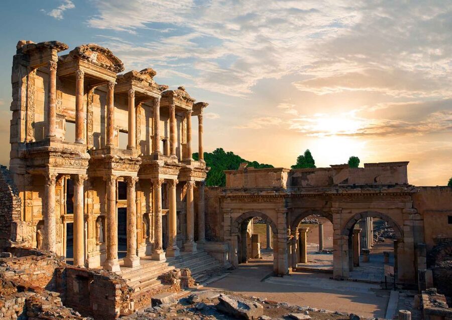 From Marmaris: Ephesus and Selcuk Tour with Buffet Lunch - The coach ride from Marmaris