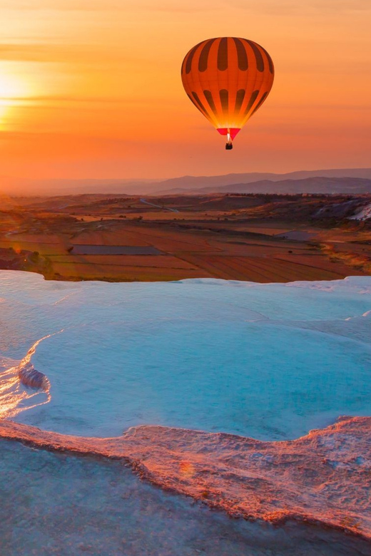 From Marmaris: Pamukkale Balloon Flight Day Trip with Lunch - Sunrise above the Cotton Castle and Hierapolis