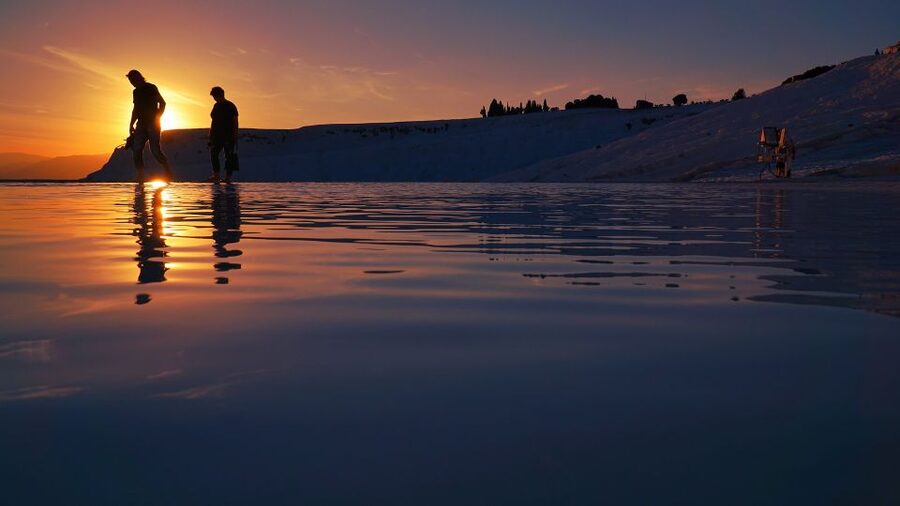 From Marmaris: Pamukkale Evening Tour with Transfer & Dinner - The onyx workshop and winery stops