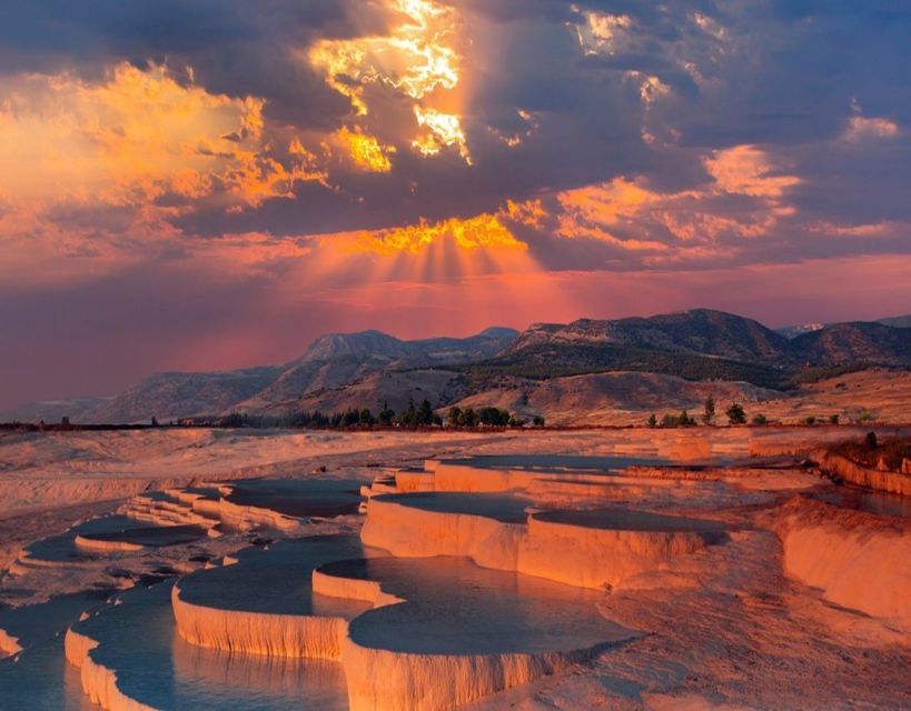 From Marmaris: Pamukkale Evening Tour with Transfer & Dinner - Dinner and the late ride home