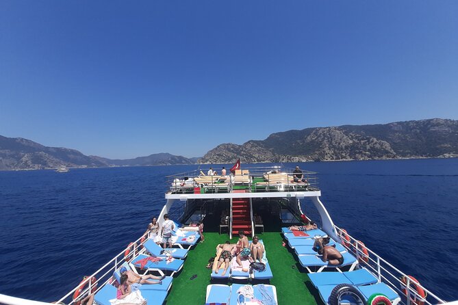 Full-Day Glass bottom Semi Submarine Cruise in Marmaris - Setting off beside Marmaris Castle