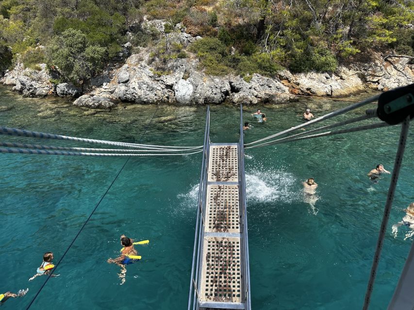 Gocek: Yacht Trip and 12 Island Full-Day Tour with Lunch - Aquarium Bay: turquoise water and a choice of pace
