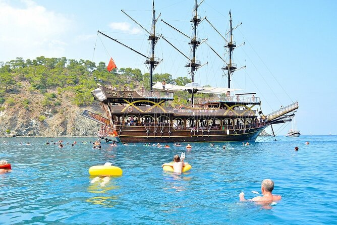 GONSTER : Luxury Pirate Boat Trip Lunch & Soft Drinks & Transfer - The Antalya to Kemer transfer takes patience