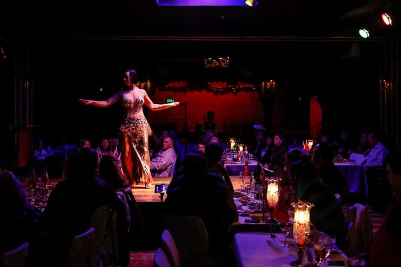 Göreme: Dinner and Folk Show at a Cave Restaurant - Dinner arrives between the performances