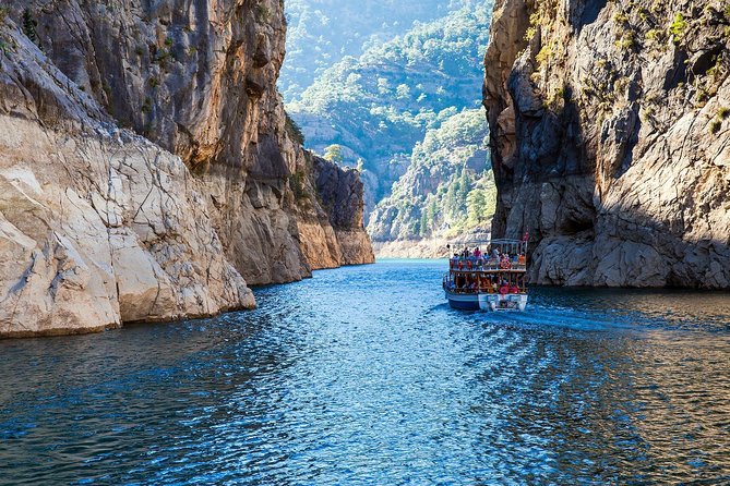 Green Canyon Boat Tour from Alanya (Included lunch) - Reaching the Green Canyon by boat