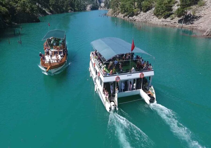 Green Canyon: Boot Tour with Lunch, Soft Drinks, & Transfer - Buffet lunch, soft drinks, and realistic expectations