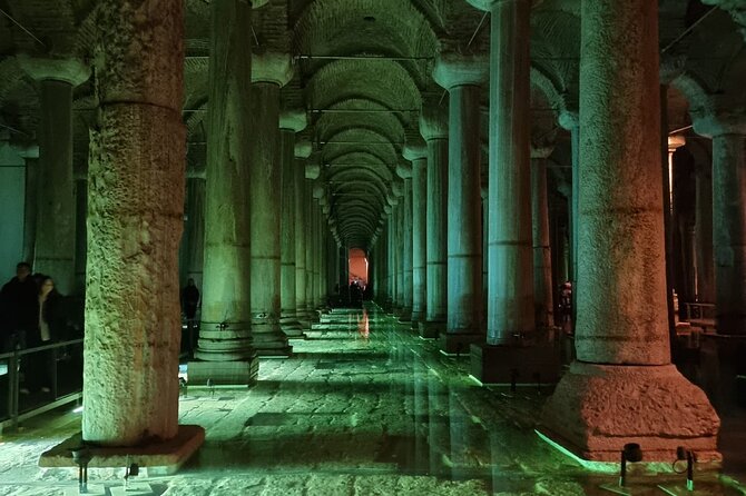 Hagia Sophia, Blue Mosque & Basilica Cistern tour - What the guides add to the morning