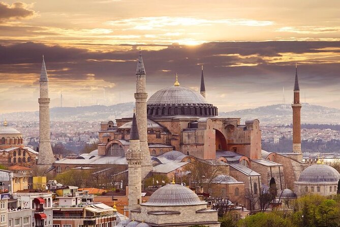 Hagia Sophia, Blue Mosque & Basilica Cistern tour - Hagia Sophia, the first great stop