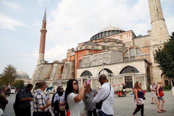 Hagia Sophia, Bosphorus cruise, Blue Mosque, Guided - Small Group - Lunch in Sultanahmet and the realities of a full day